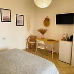 L'albero Di Melograno Frühstückspension 3*